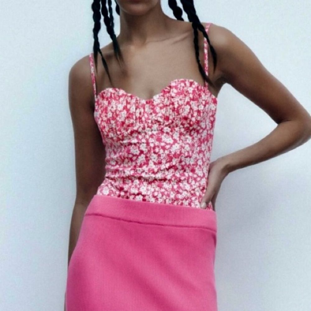 NEW Zara Floral Printed Corset Bodysuit Pink White Size M